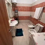 Lindi\'S Guest House